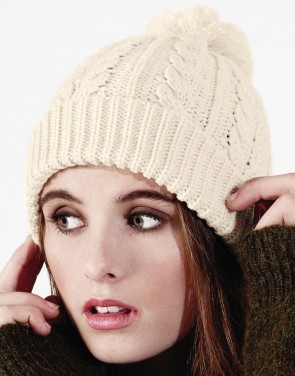 Snowstar Beanie mit Zopfmuster
