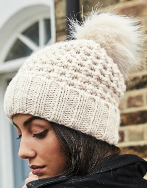 Popcorn Fur Pom Pom Beanie